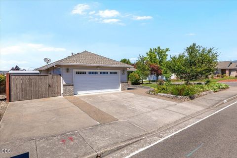 Tiny photo for 3511 Blue Blossom Drive, Medford, OR 97504 (MLS # 220222863)