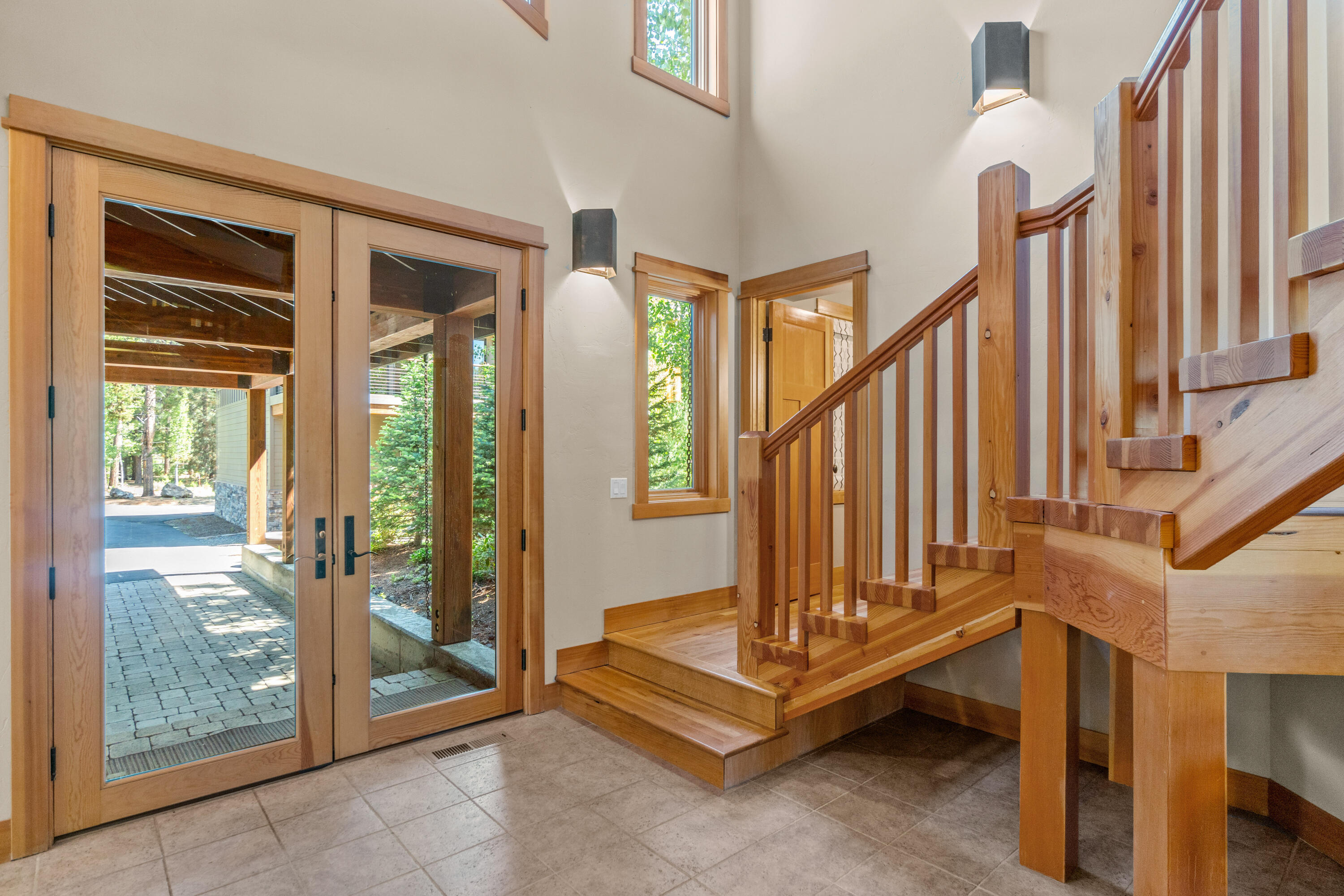 Fall River Estate - Residential