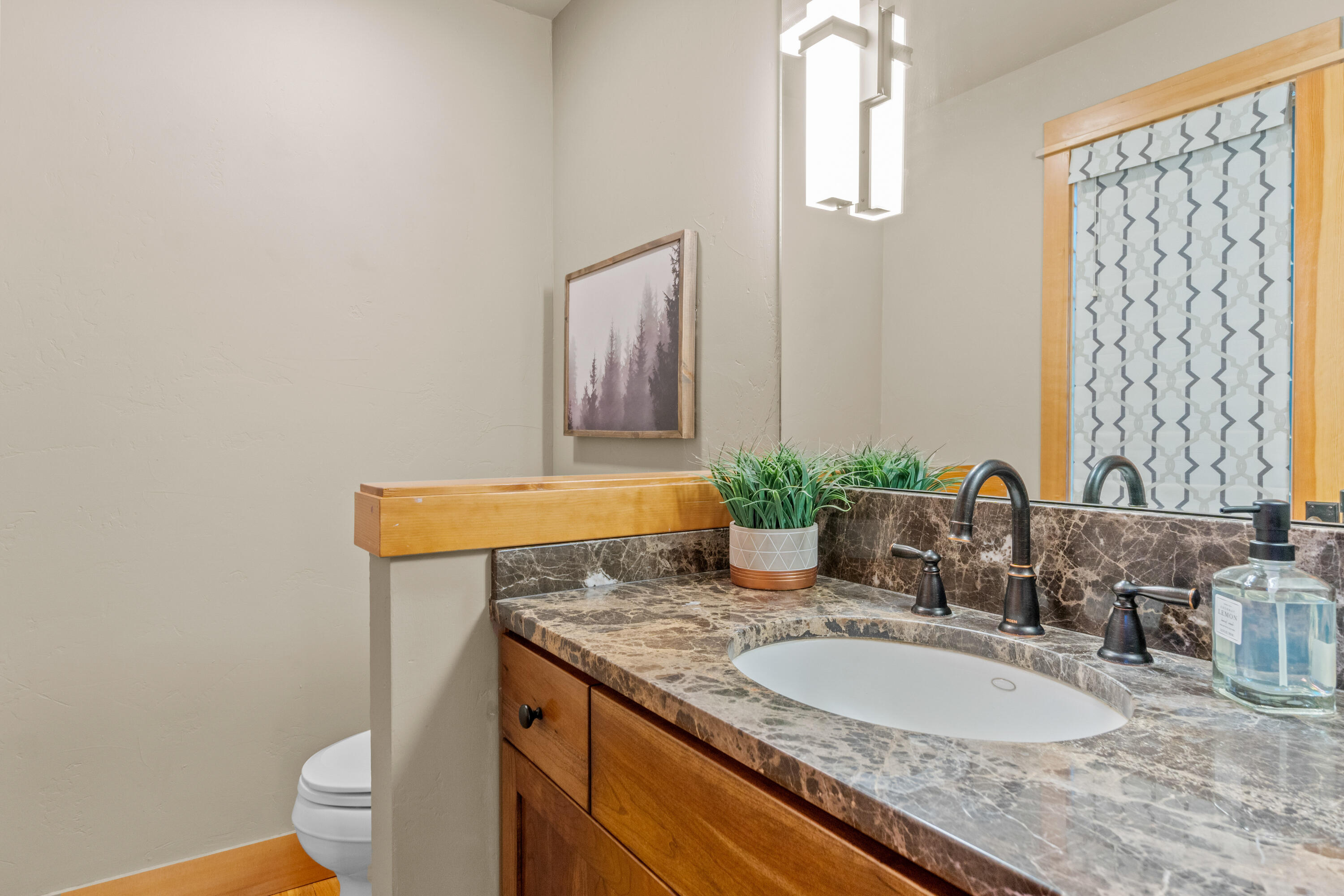 Fall River Estate - Residential