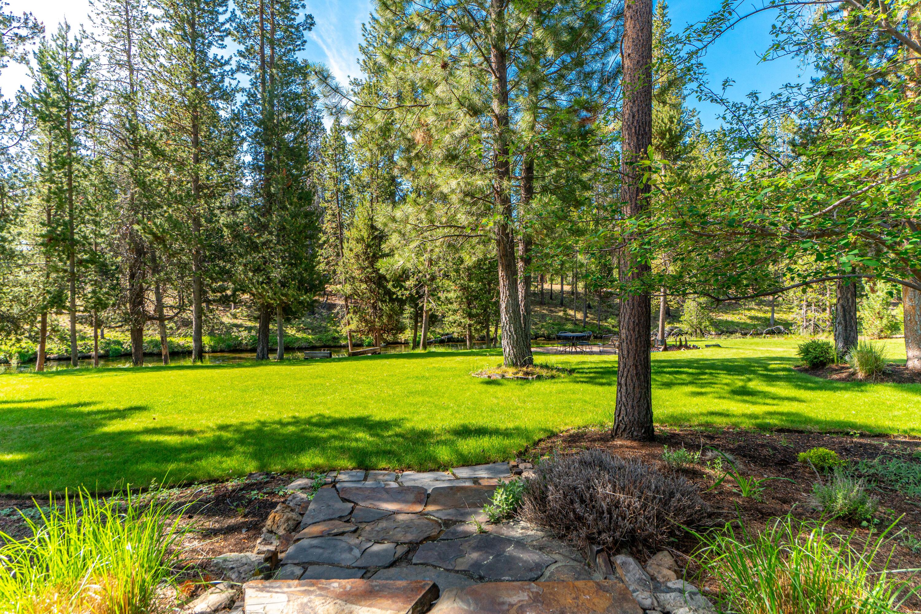 Fall River Estate - Residential