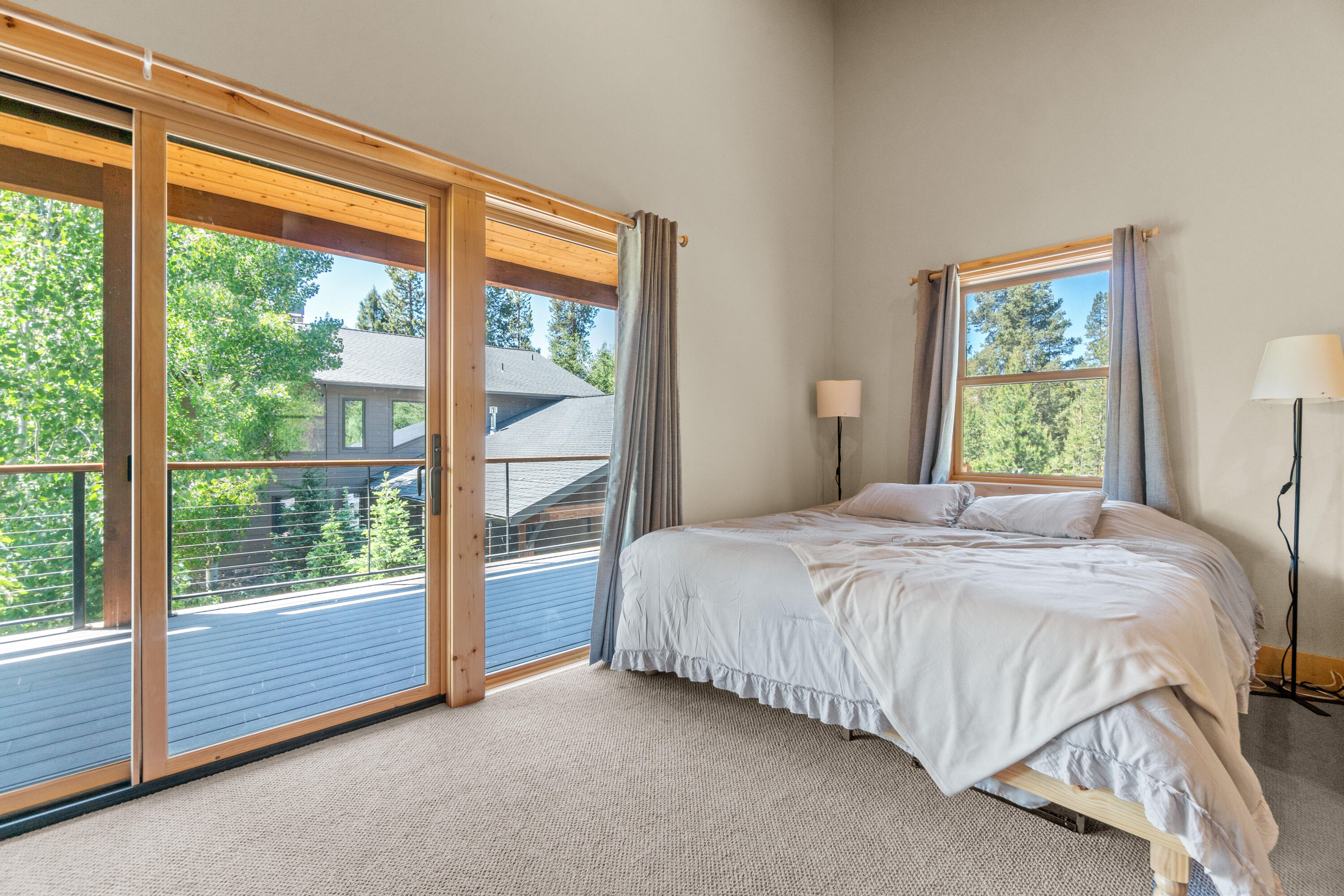 Fall River Estate - Residential