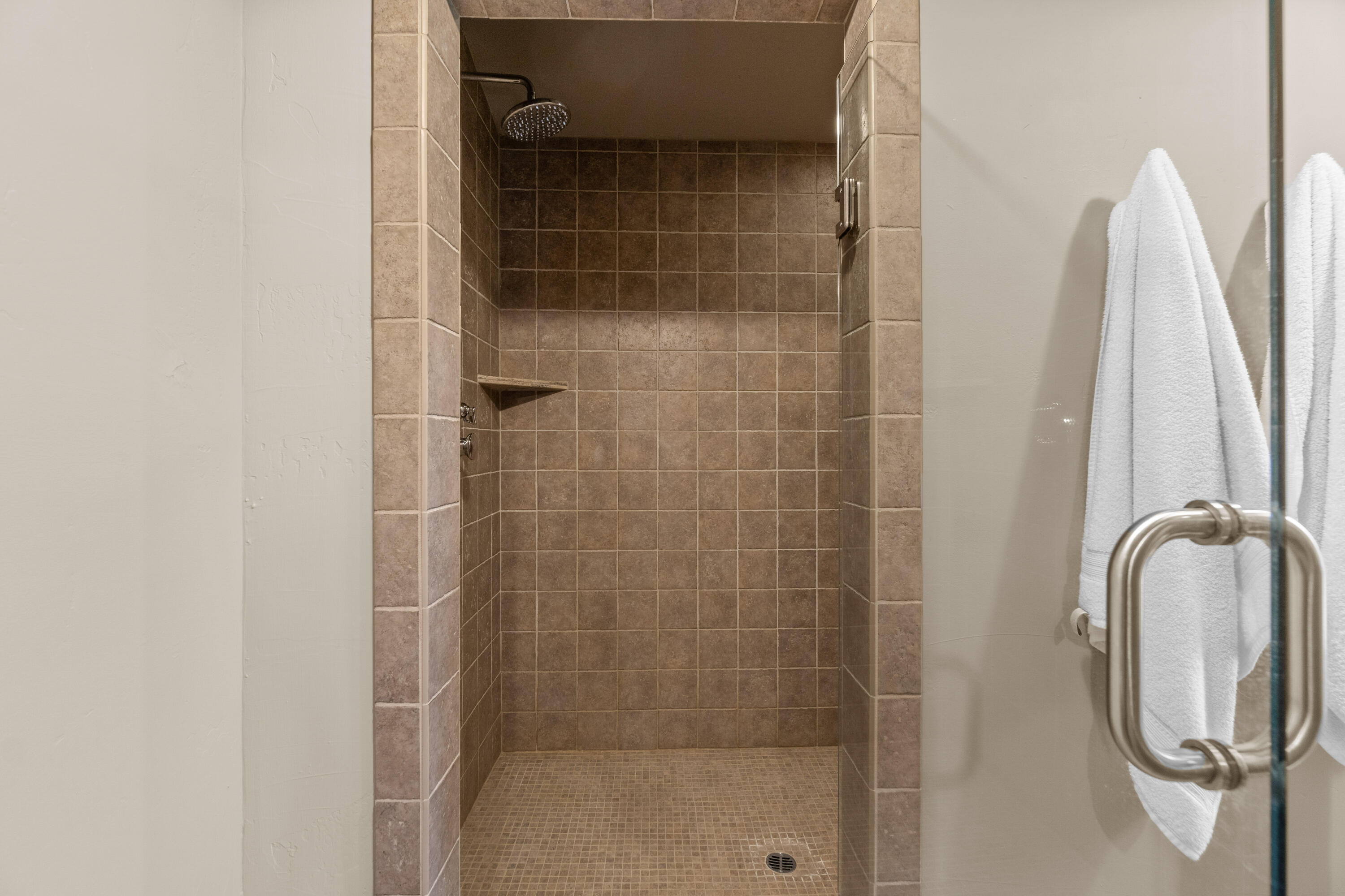 Fall River Estate - Residential