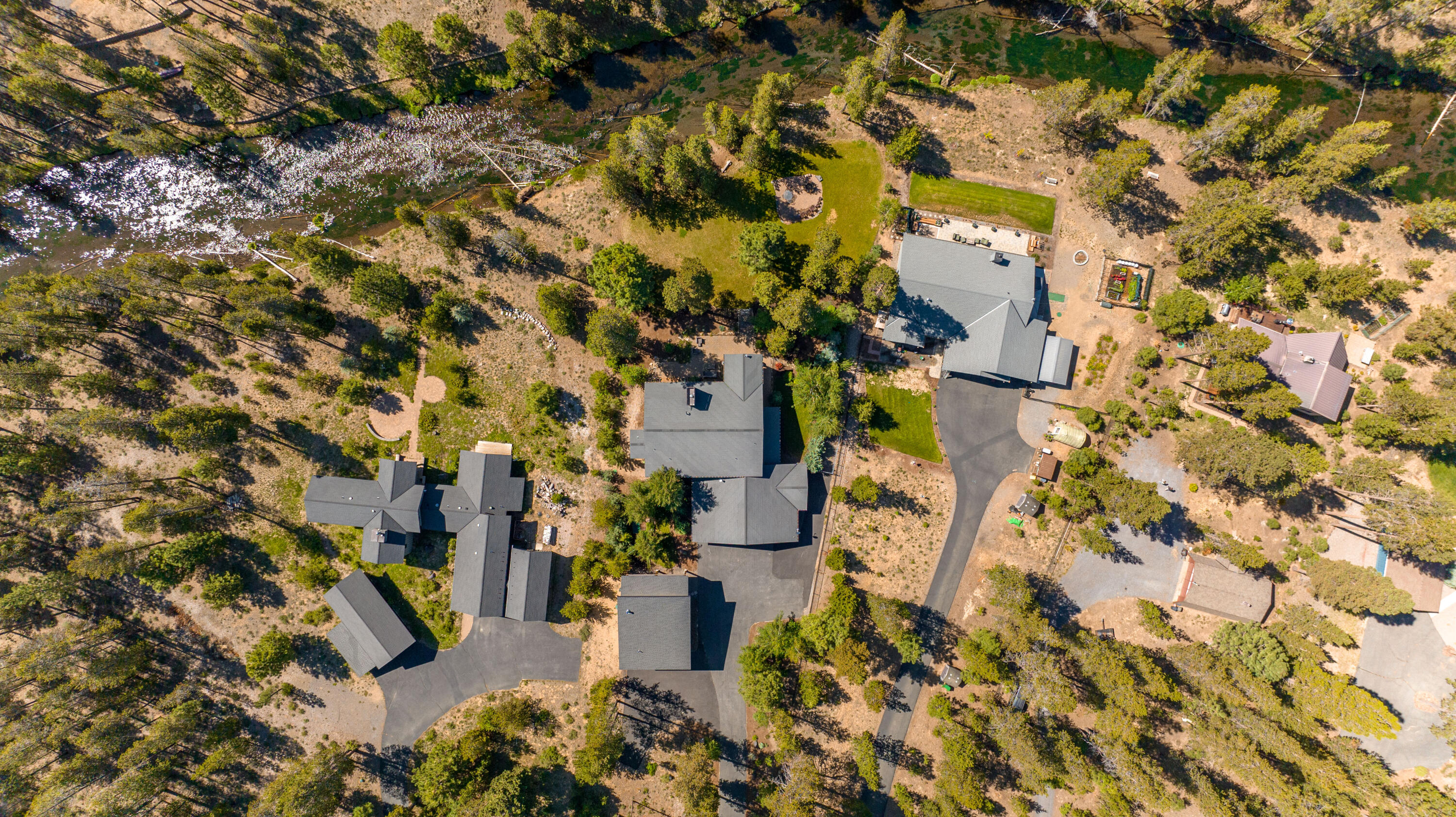 Fall River Estate - Residential