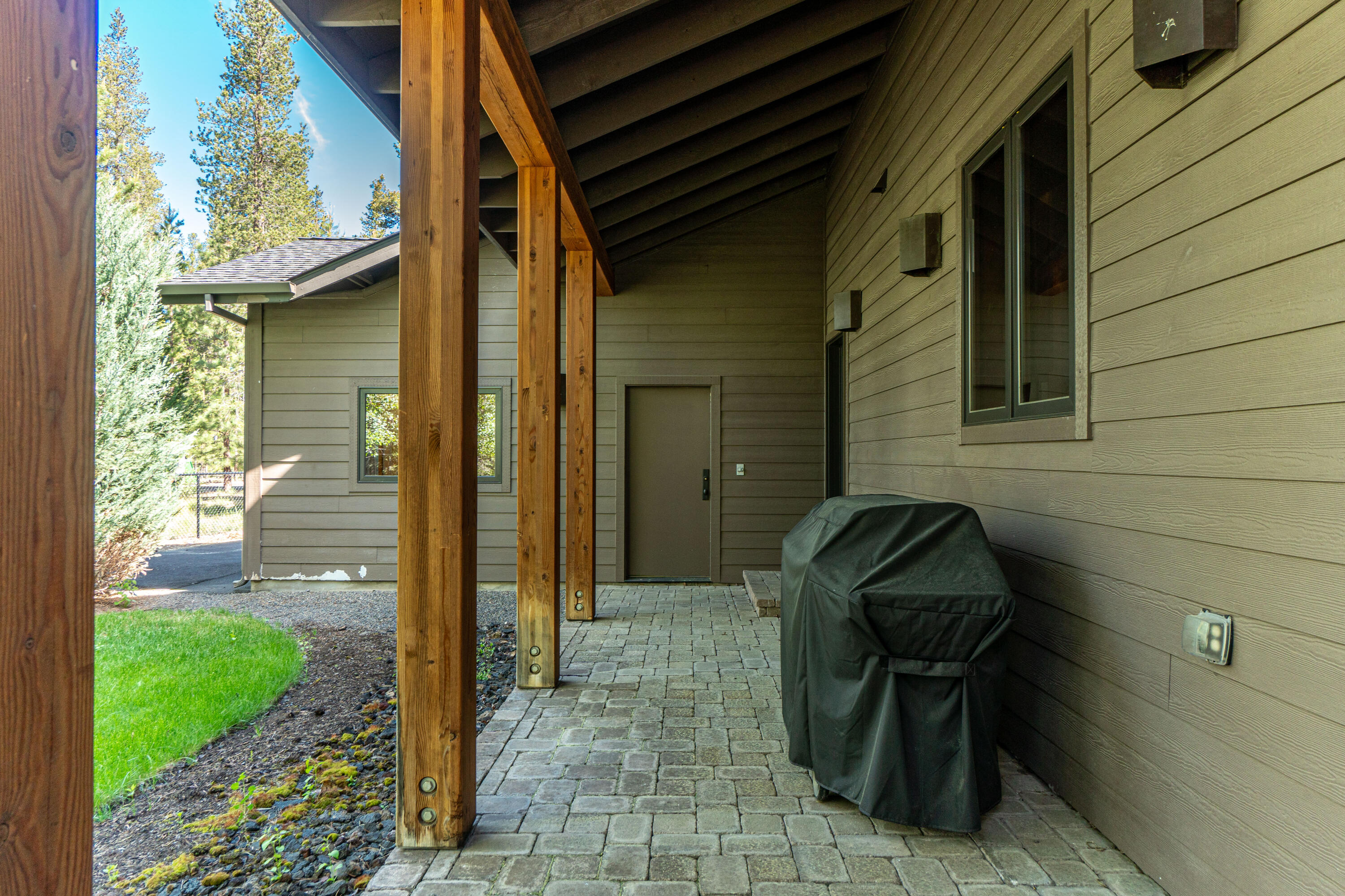 Fall River Estate - Residential