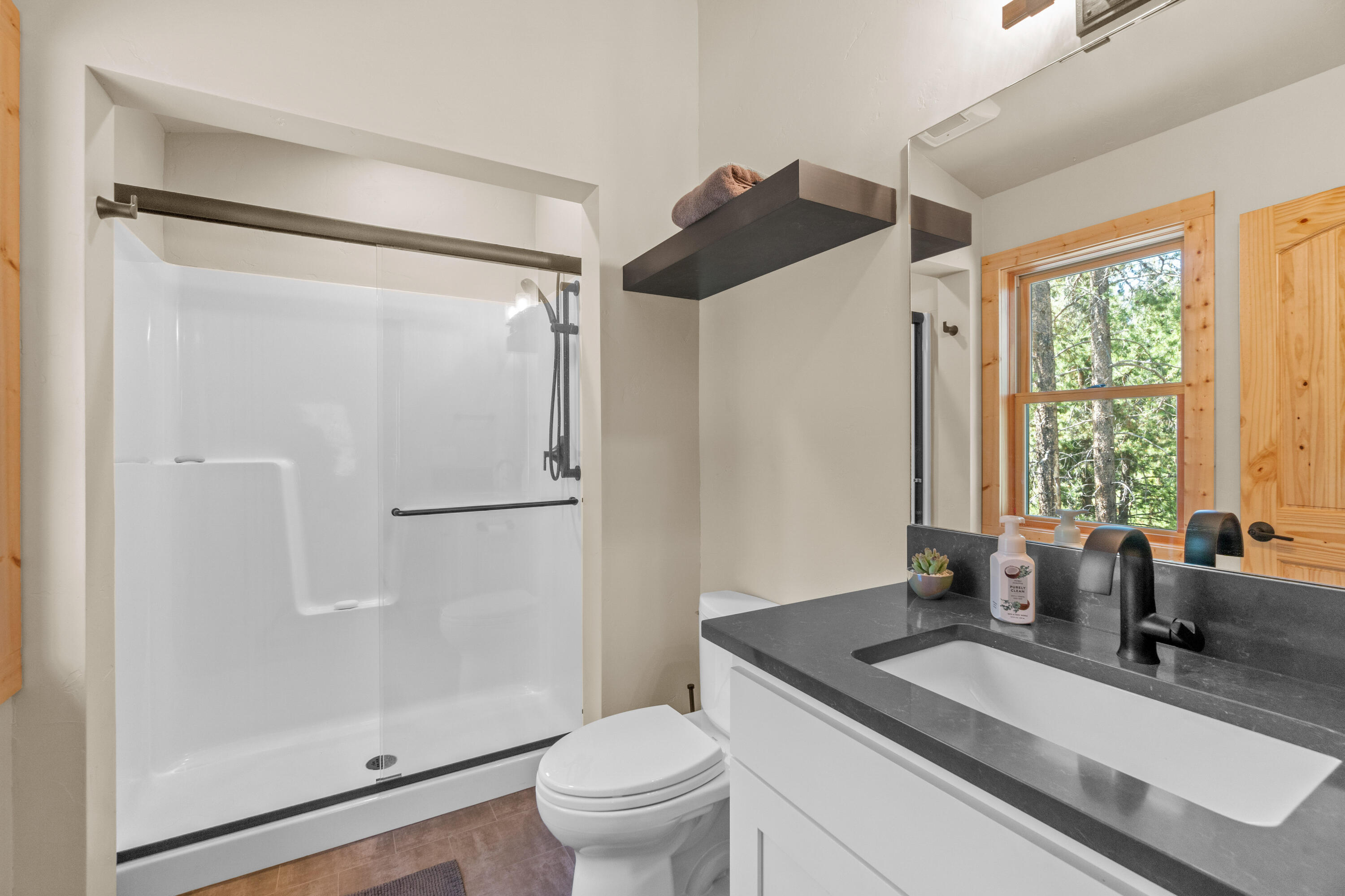 Fall River Estate - Residential