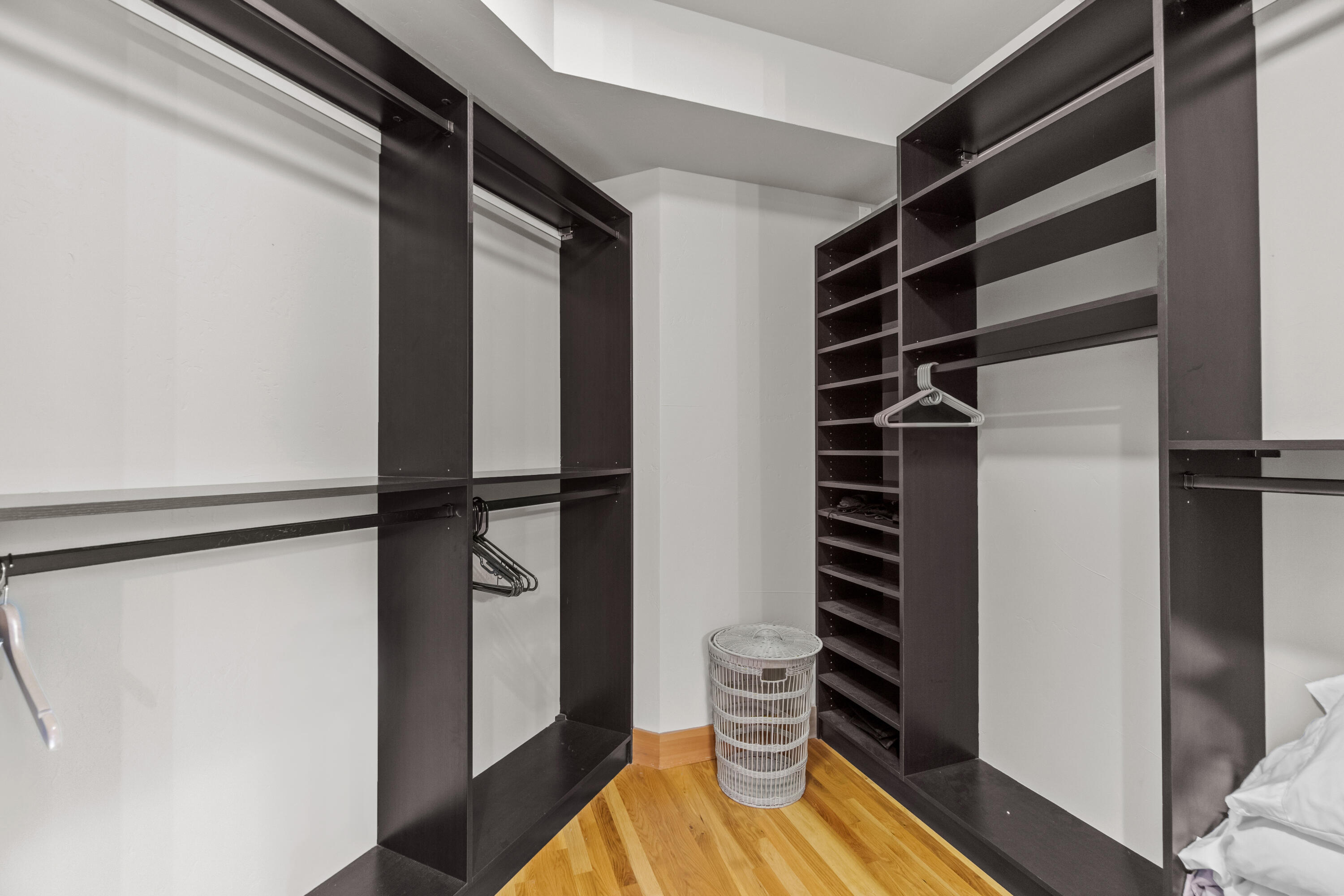 Fall River Estate - Residential