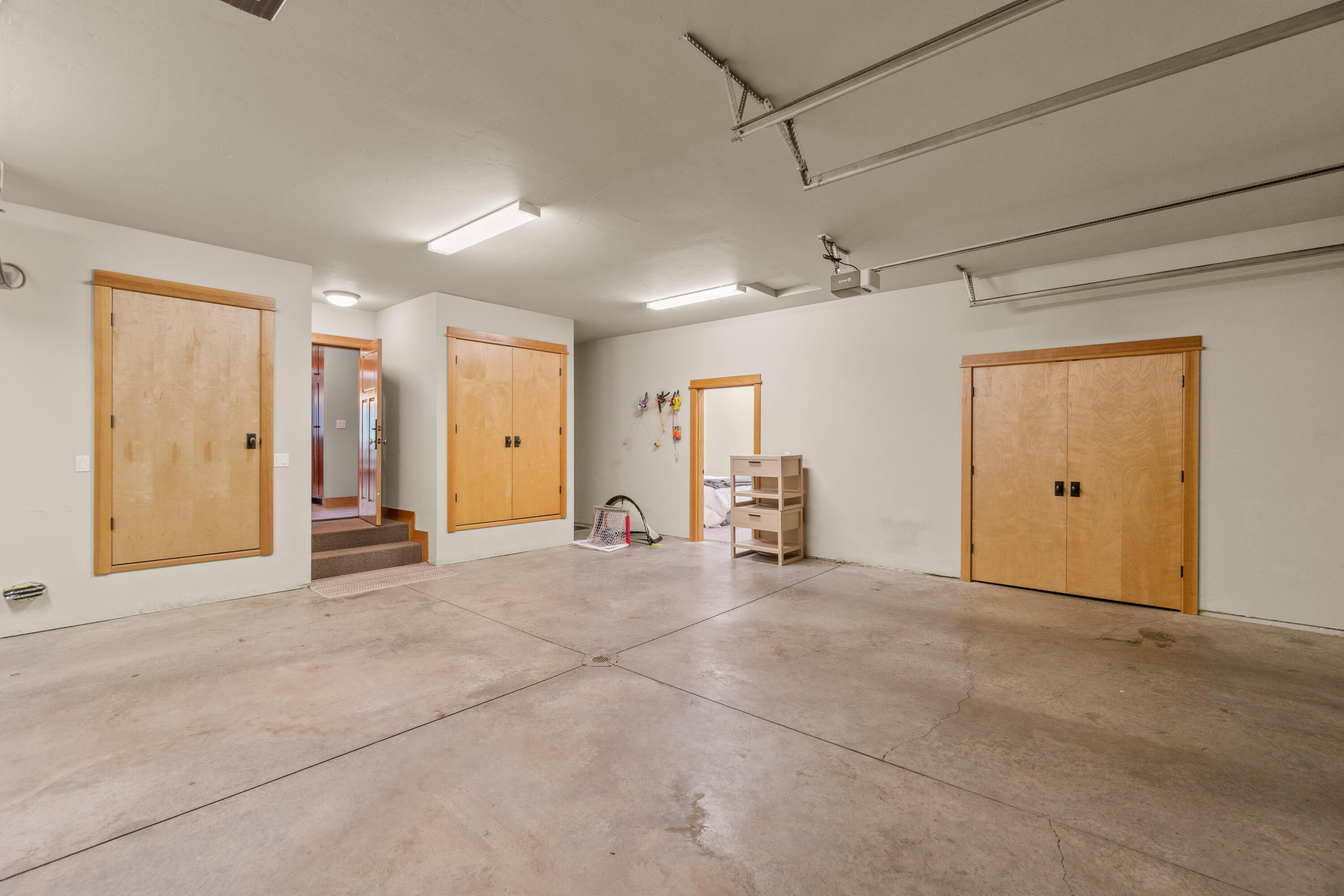 Fall River Estate - Residential