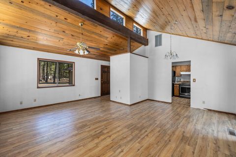 Tiny photo for 52160 Ponderosa Way, La Pine, OR 97739 (MLS # 220199326)