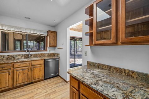 Tiny photo for 52160 Ponderosa Way, La Pine, OR 97739 (MLS # 220199326)