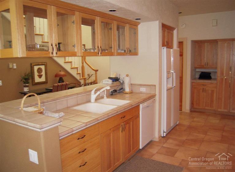 StoneTH - Residential