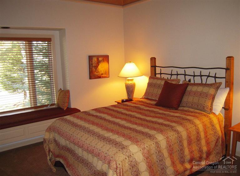 StoneTH - Residential