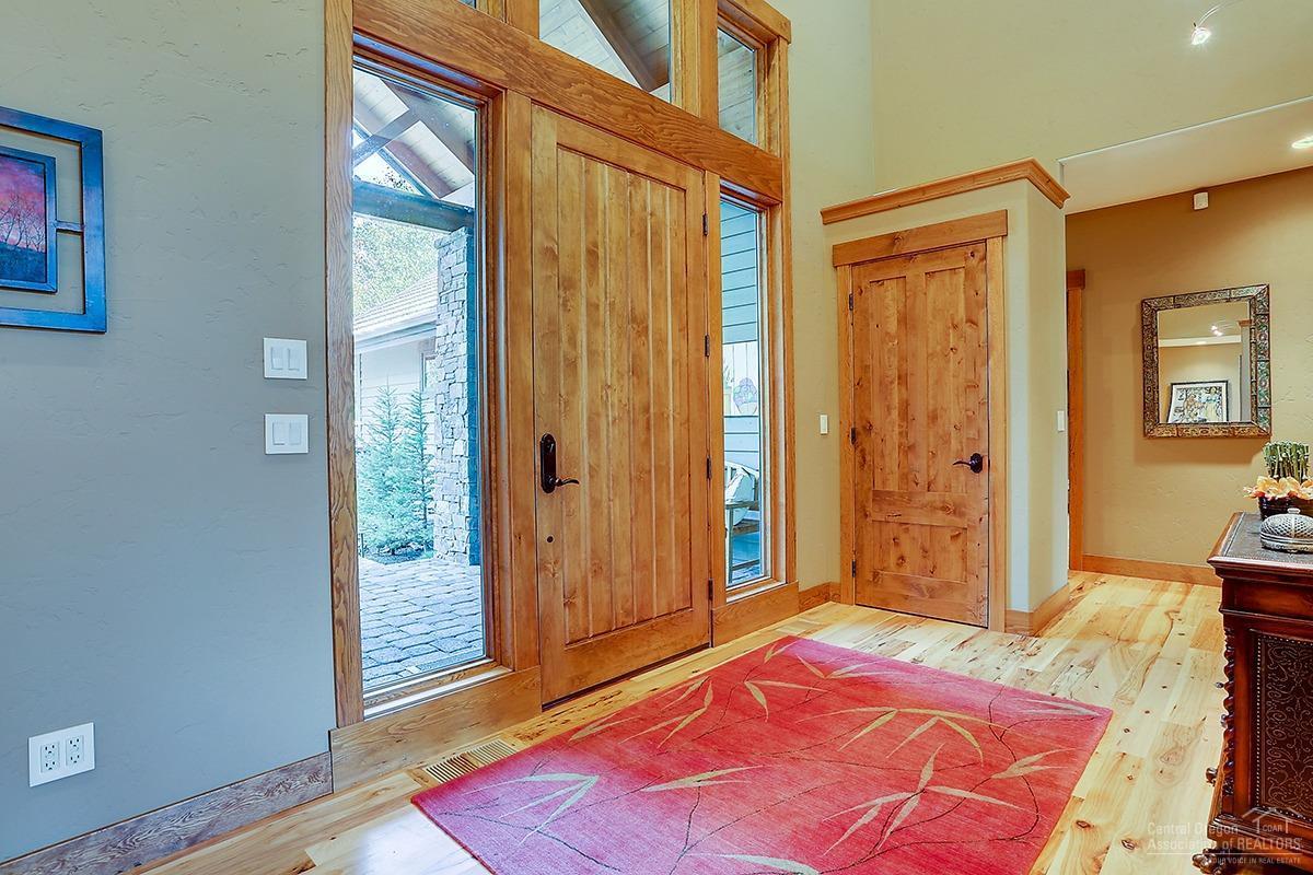 Broken Top - Residential