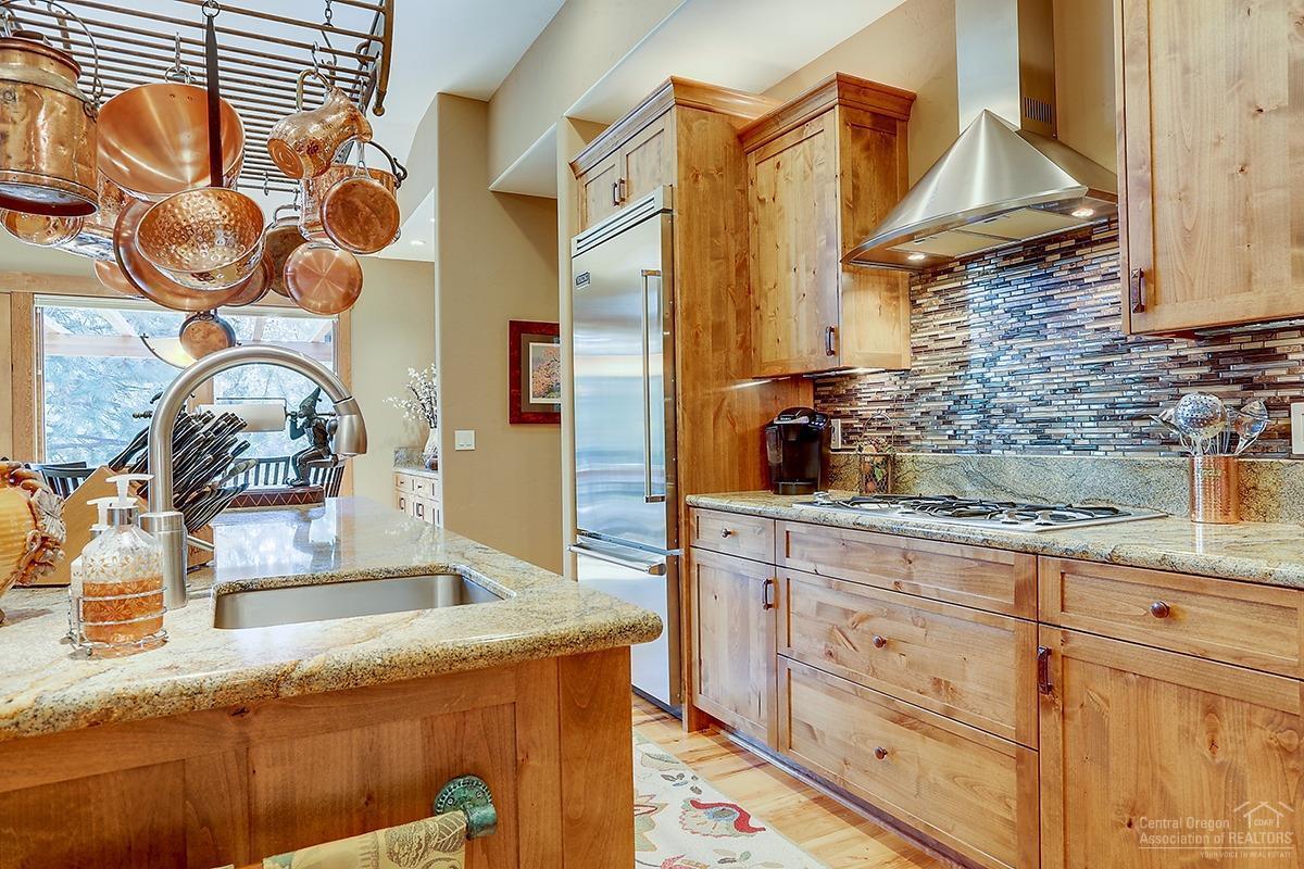 Broken Top - Residential