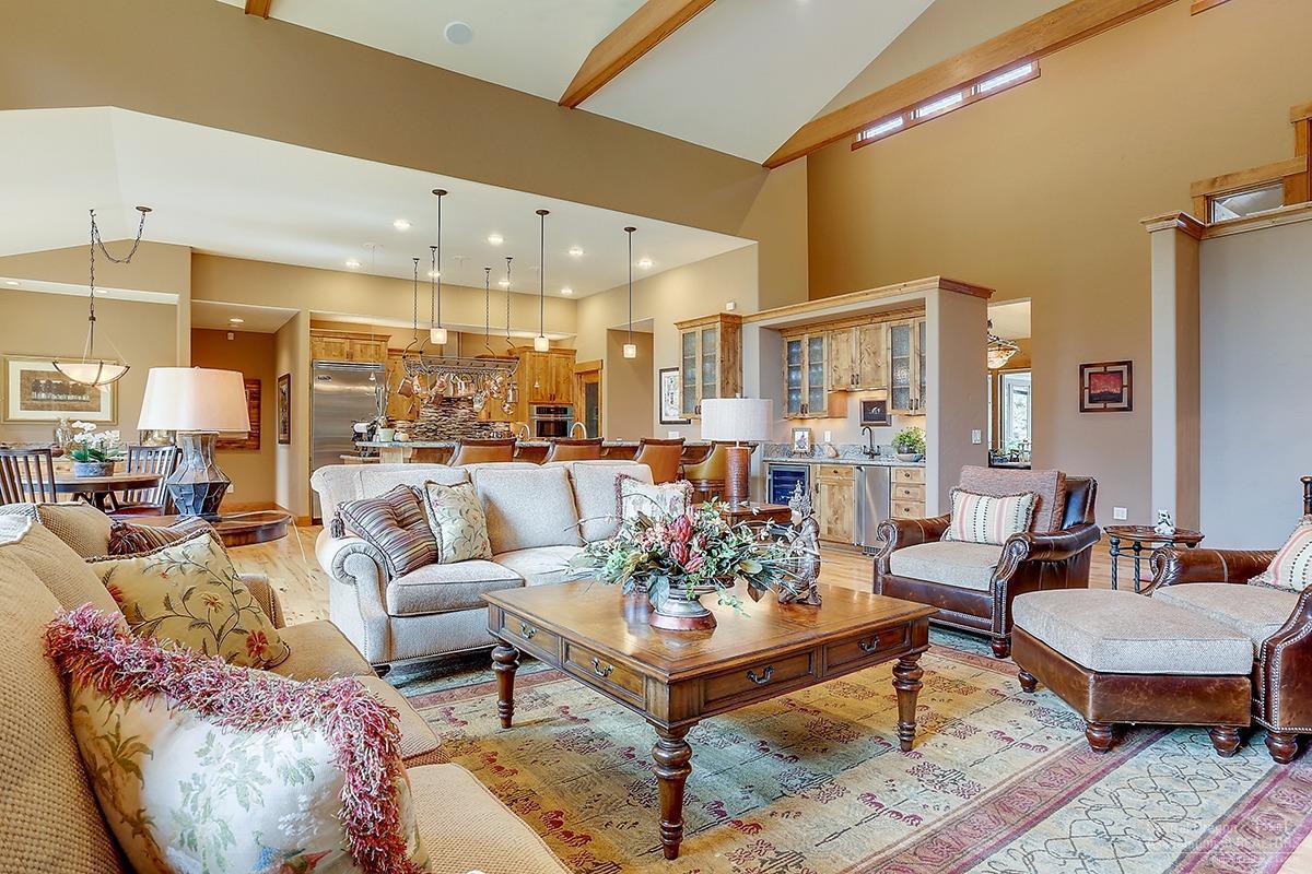 Broken Top - Residential