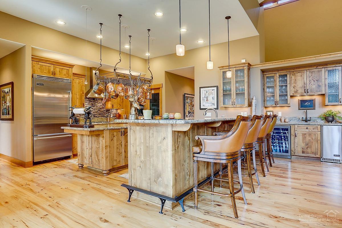 Broken Top - Residential