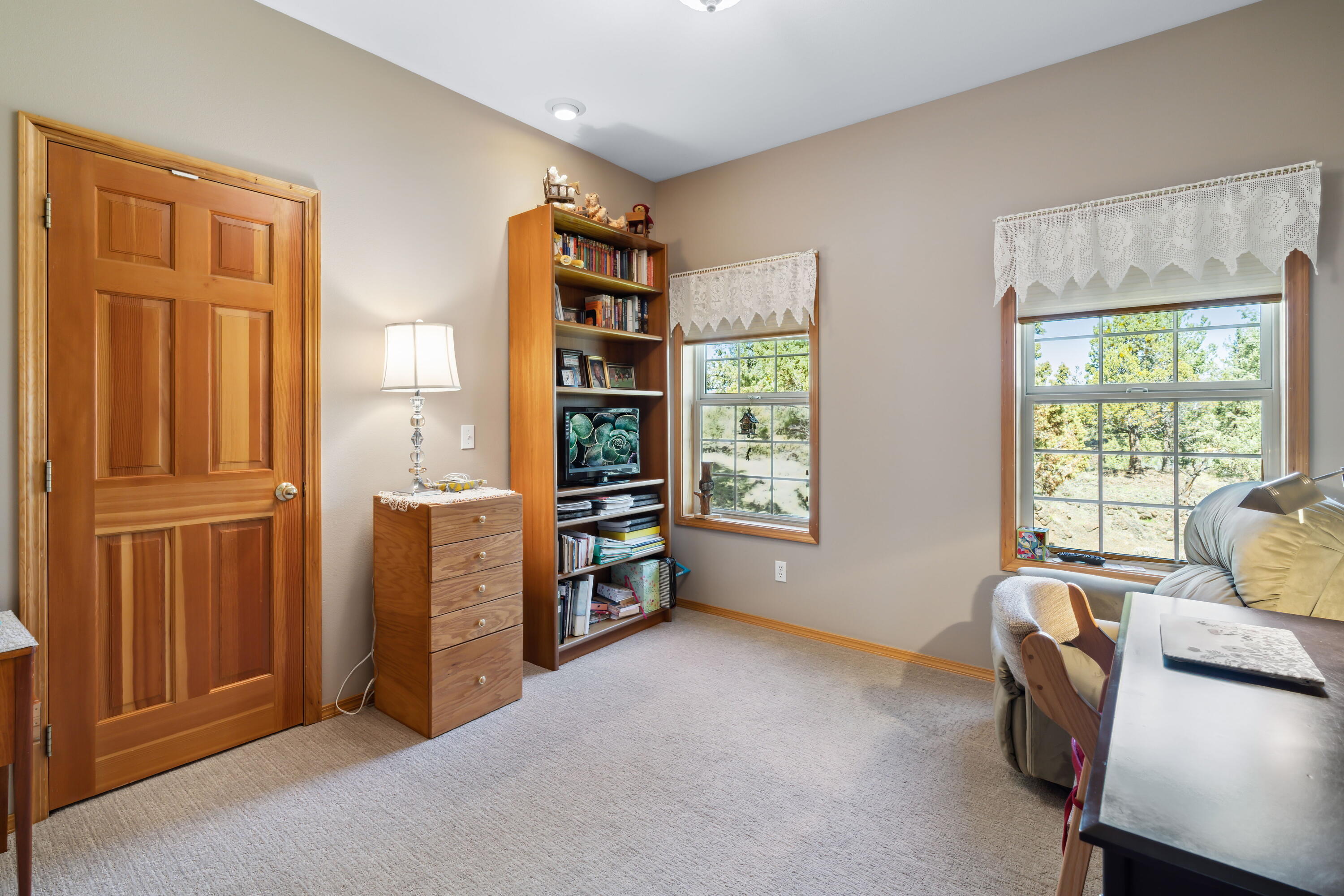 Lovestone Acres - Residential