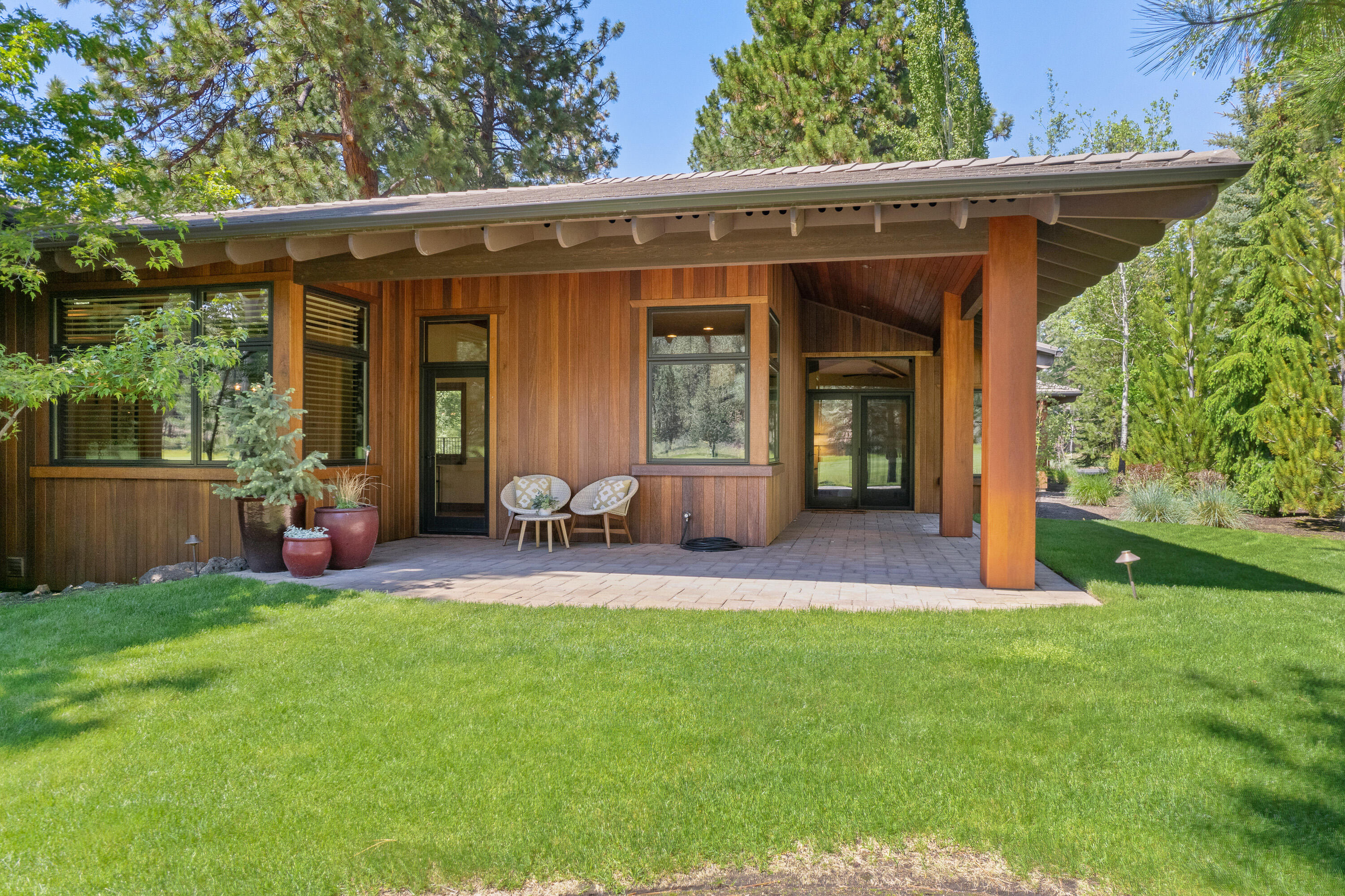 Broken Top - Residential