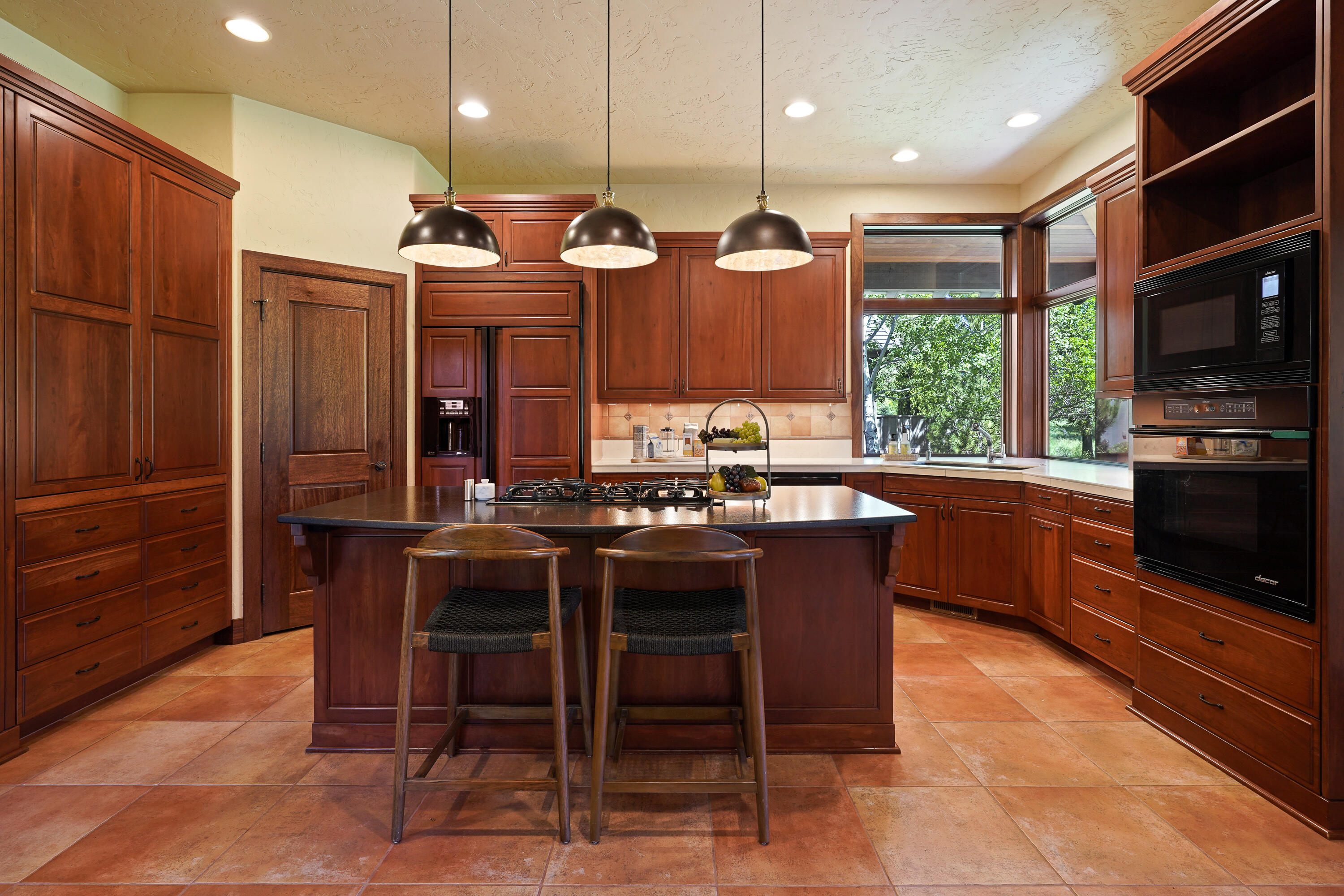 Broken Top - Residential