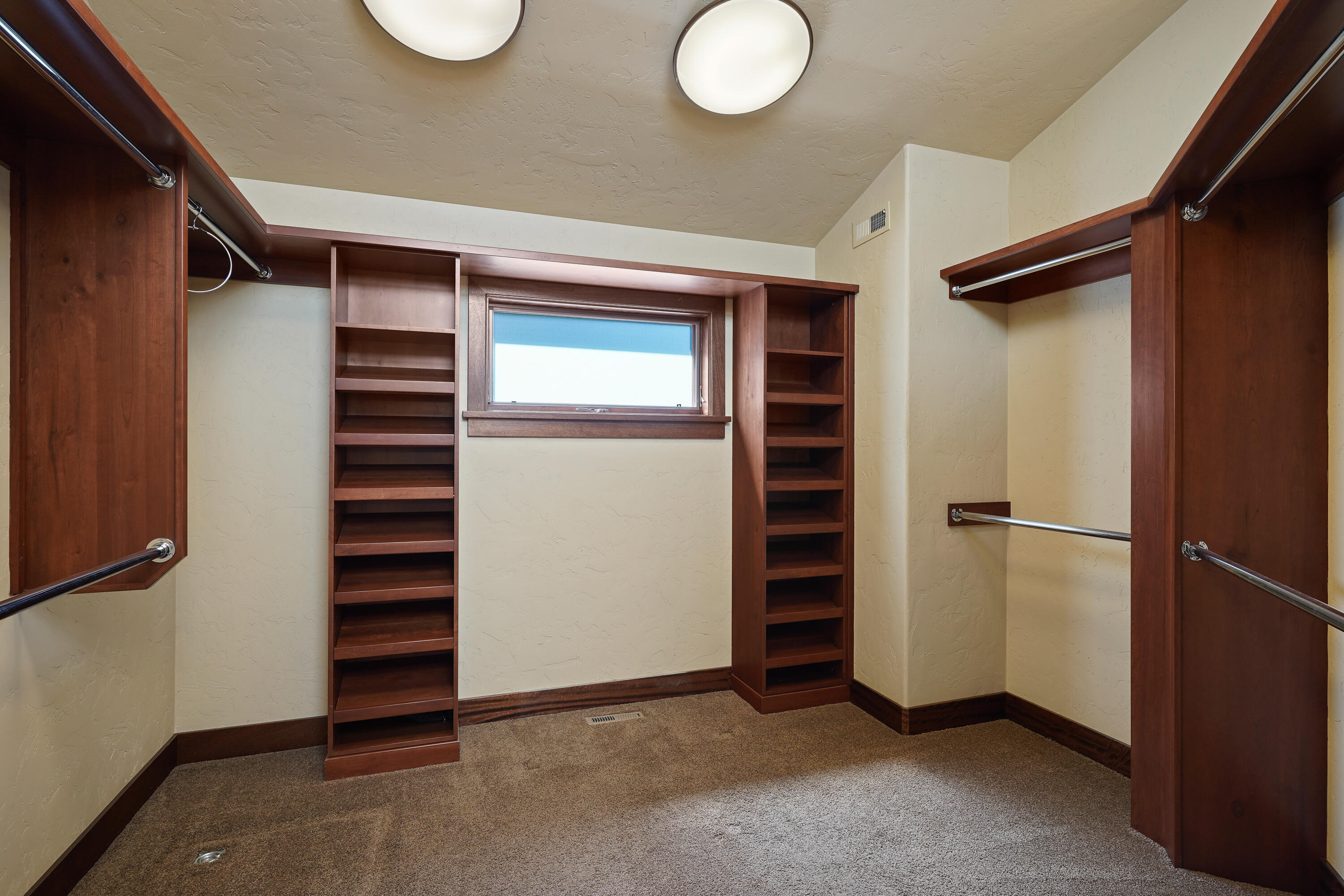 Broken Top - Residential