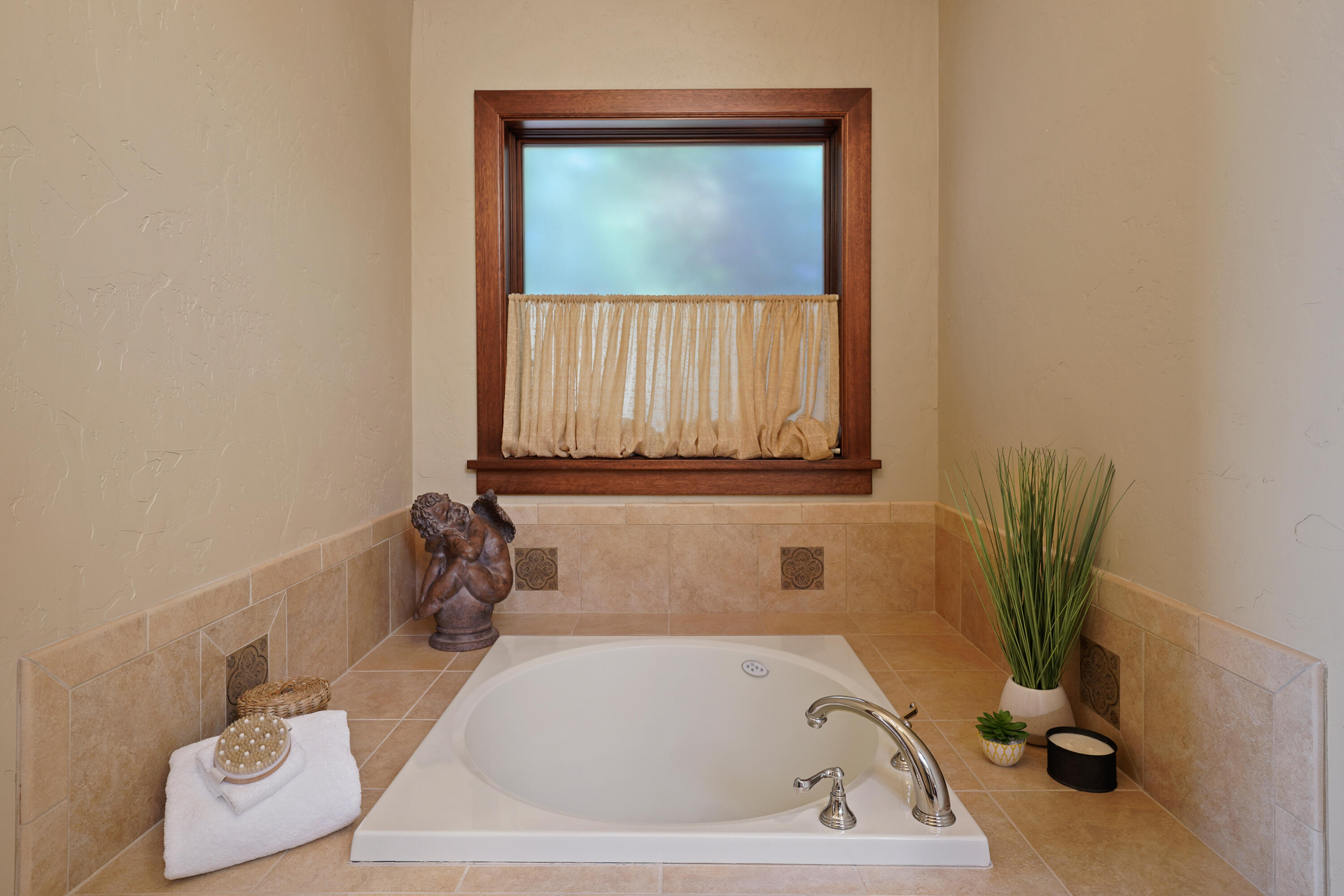 Broken Top - Residential