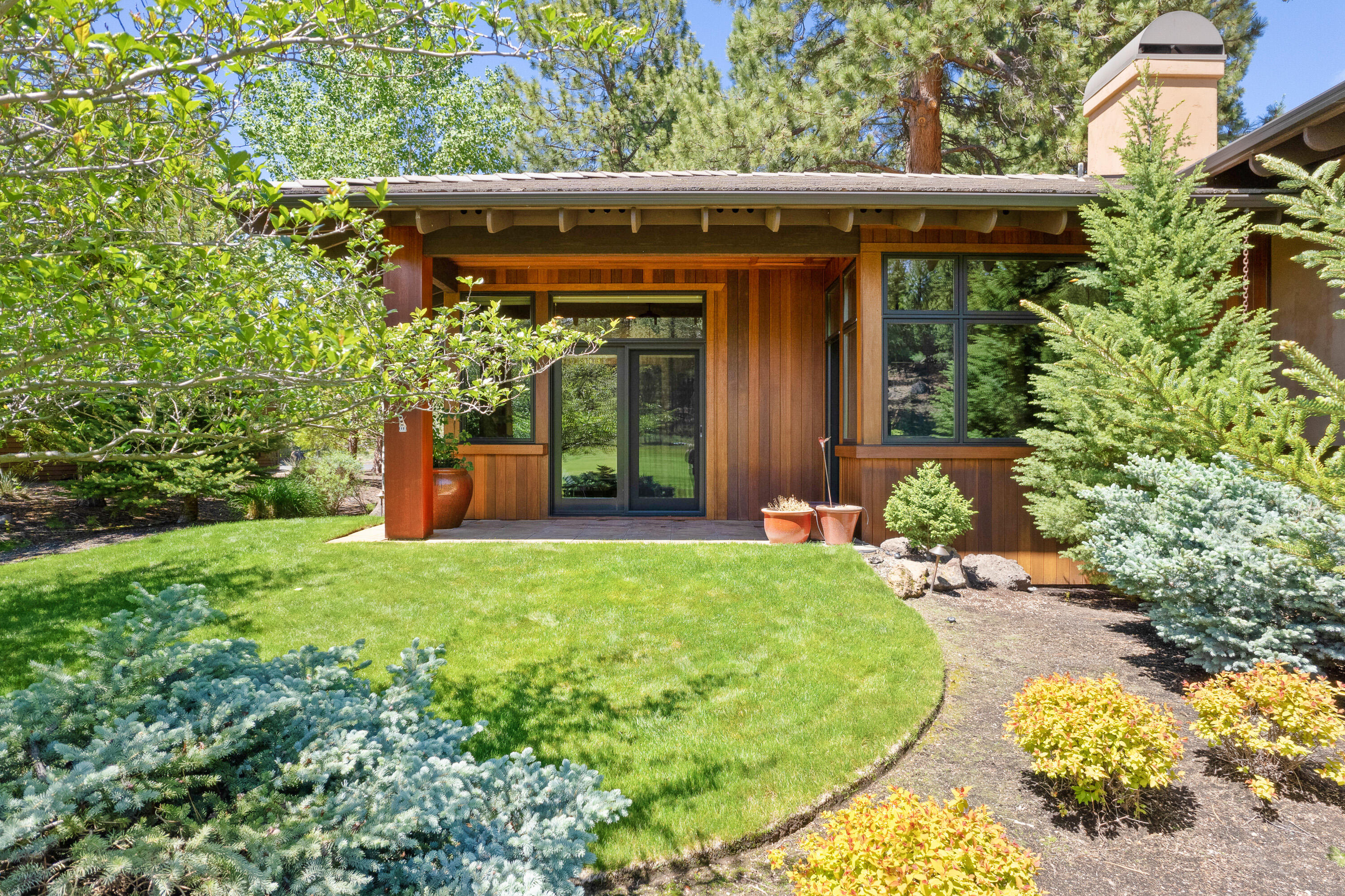 Broken Top - Residential