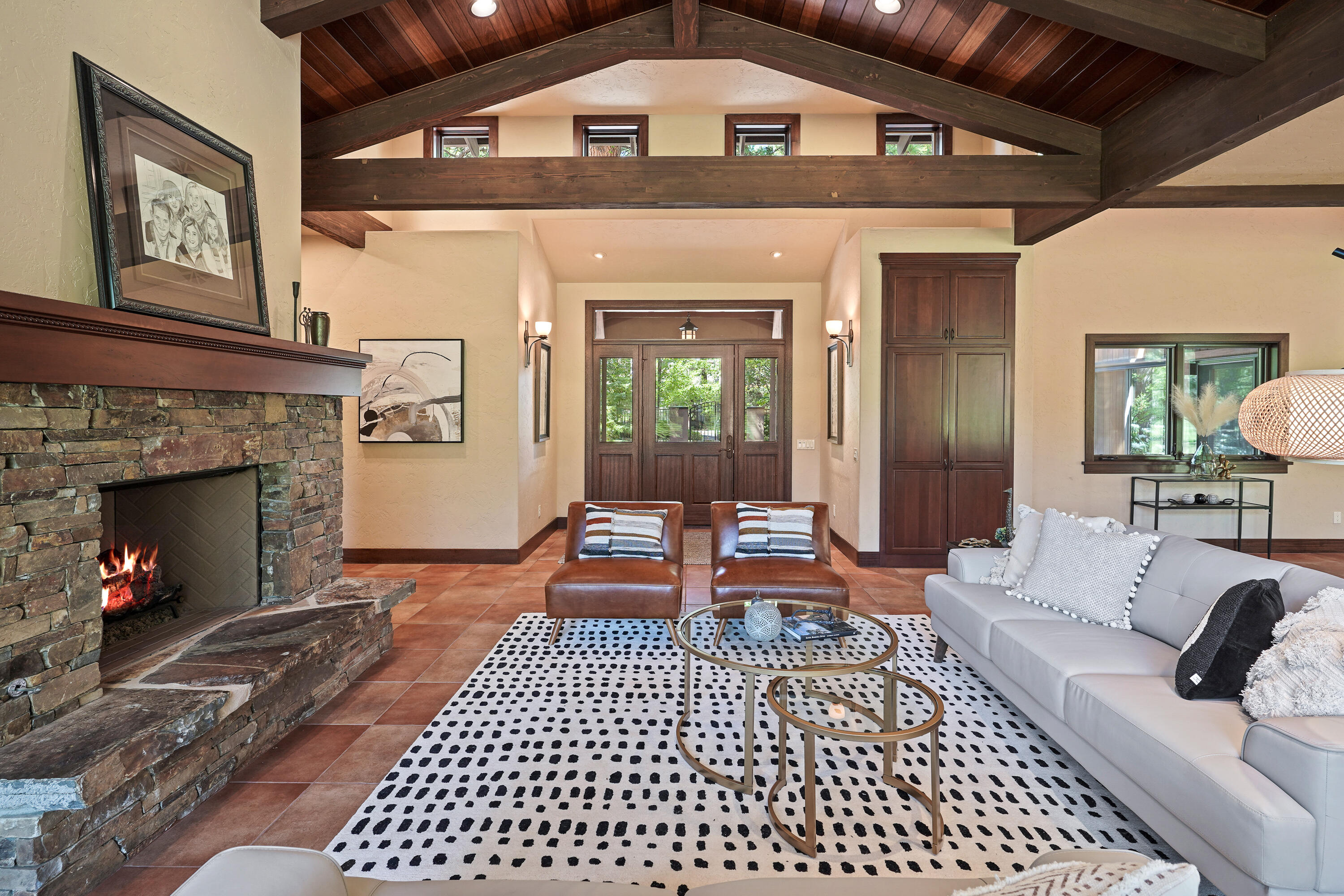 Broken Top - Residential