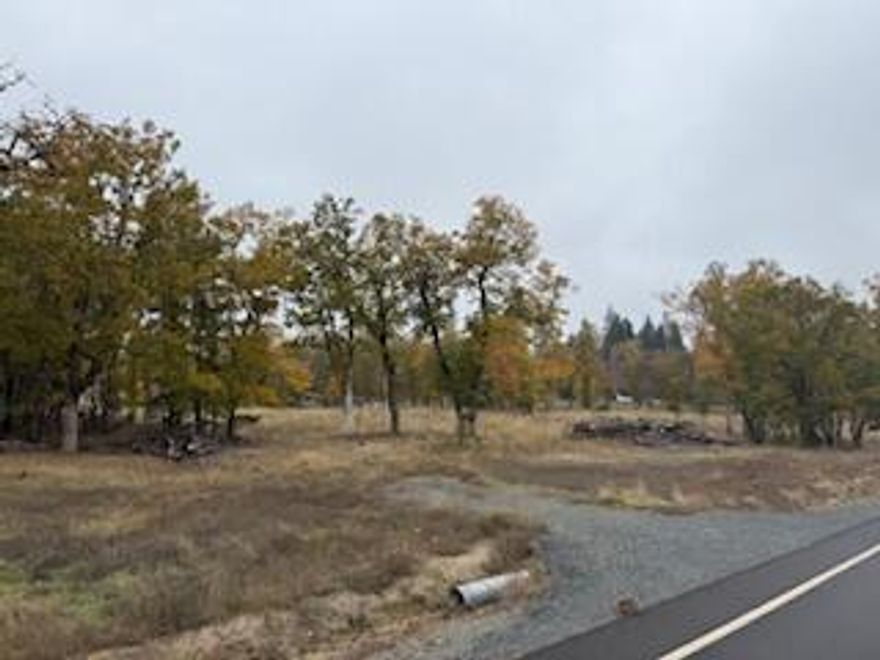 Build Your Dream Home in the Country!
If you've been yearning for open skies, fresh country air, and a peaceful place to call your own, look no further. These spacious lots offer the perfect setting to create your dream home and embrace the country lifestyle.
Property Highlights
• Well: Drilled and capped.
• Septic System Included: A standard 1,000-gallon septic system will be installed within 90 days of closing or receive a $10,000 credit toward buyer installing their own septic.
• Power Access: Electricity is available right at the property line, ready for connection.
• Building Requirements: Minimum home size of 1,800 sq. ft. per CCRs. No HOA and no monthly dues!
• Buyer Responsibilities: Completion of well pump installation, pressure tank, wiring, and plumbing from the well to the home.
Additional Details
All information is deemed reliable but not guaranteed and may change without notice. Buyers are encouraged to perform their own due diligence.