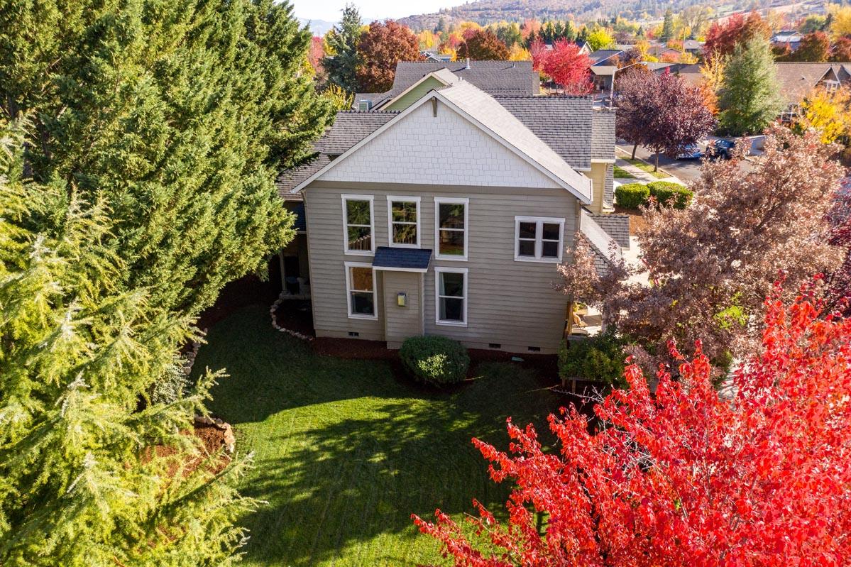 Kamerin Springs - Residential