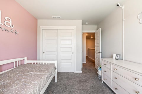 Tiny photo for 16504 Pine Creek Drive, La Pine, OR 97739 (MLS # 220222676)