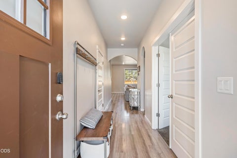 Tiny photo for 16504 Pine Creek Drive, La Pine, OR 97739 (MLS # 220222676)