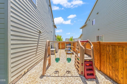 Tiny photo for 16504 Pine Creek Drive, La Pine, OR 97739 (MLS # 220222676)