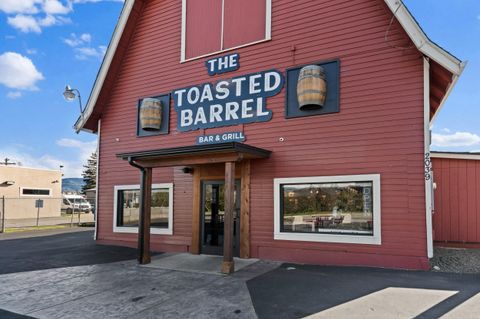 2039 Redwood Avenue Grants Pass OR 97527