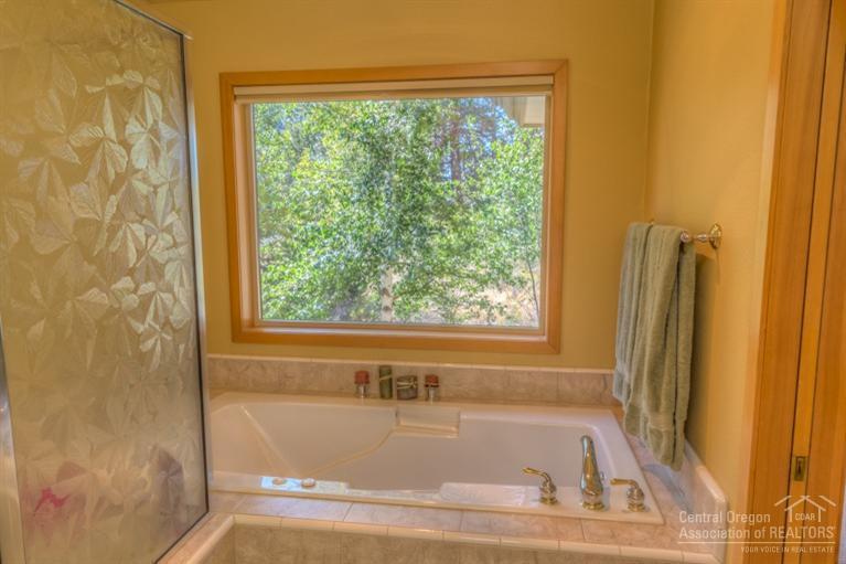 Broken Top - Residential