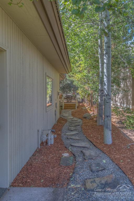 Broken Top - Residential