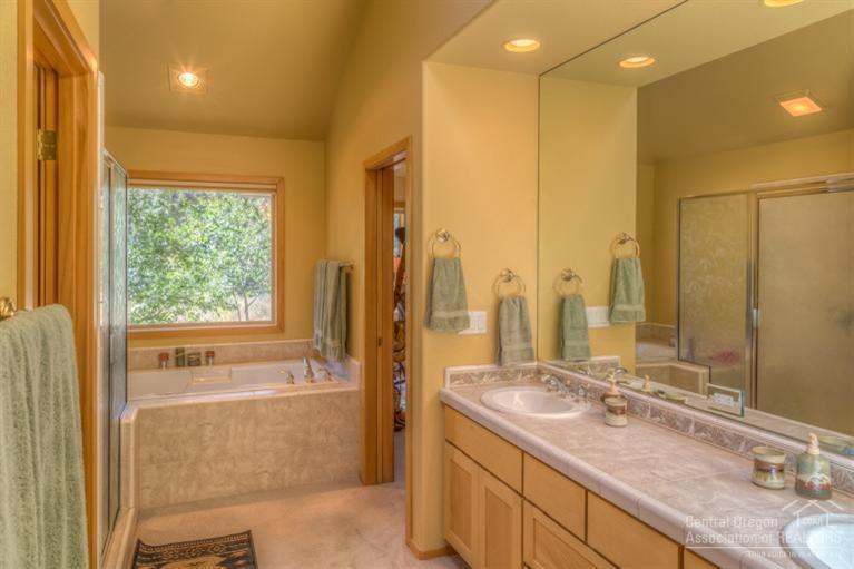 Broken Top - Residential