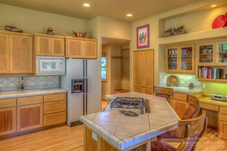 Broken Top - Residential