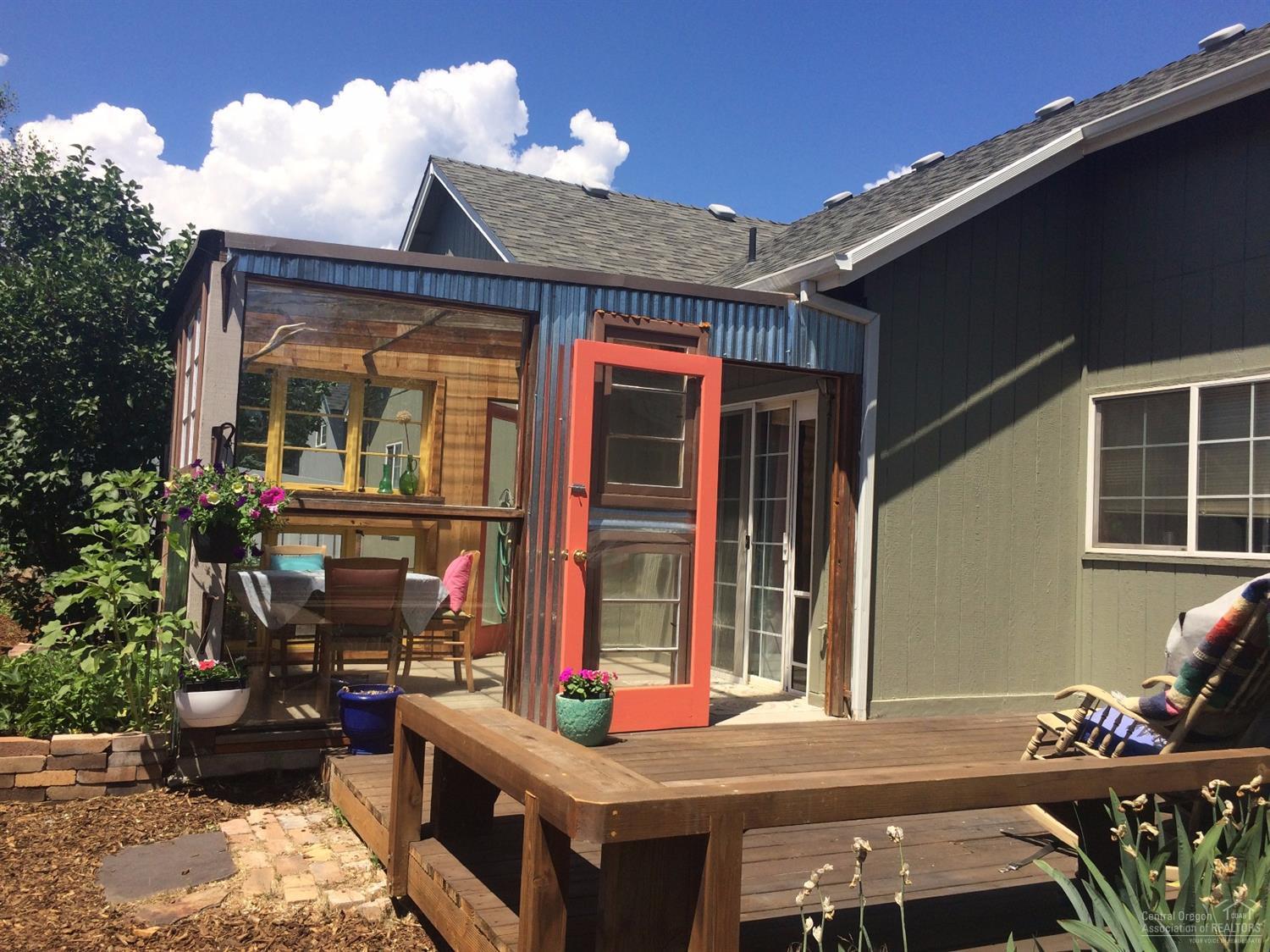 Royal Yeoman - Residential