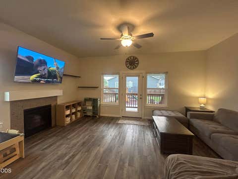Tiny photo for 1335 NE Pippen Lane, Prineville, OR 97754 (MLS # 220226548)
