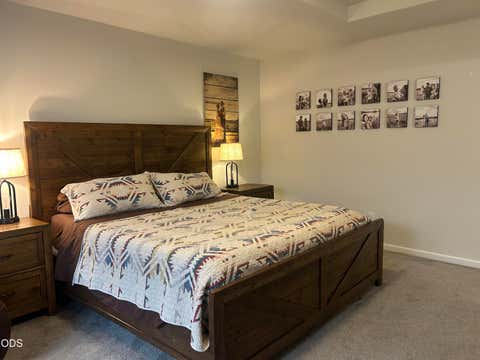 Tiny photo for 1335 NE Pippen Lane, Prineville, OR 97754 (MLS # 220226548)