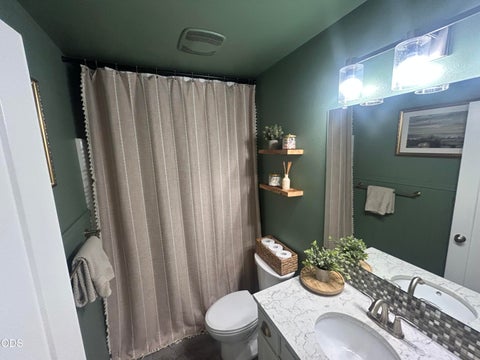 Tiny photo for 1335 NE Pippen Lane, Prineville, OR 97754 (MLS # 220226548)