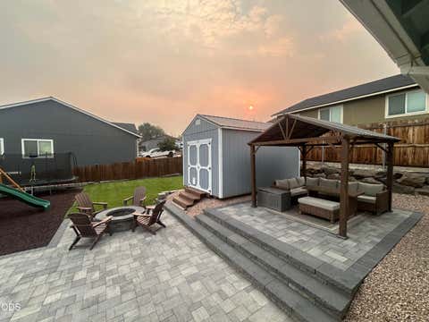 Tiny photo for 1335 NE Pippen Lane, Prineville, OR 97754 (MLS # 220226548)