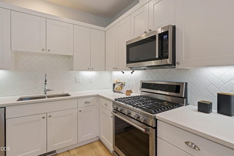 Tiny photo for 750 NE Isabella Lane, Bend, OR 97701 (MLS # 220226129)