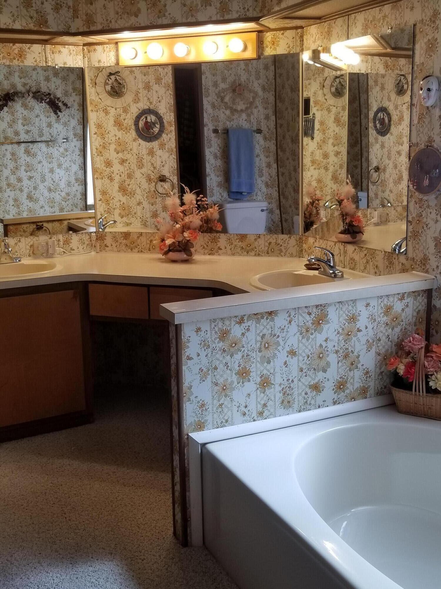 Romaine Village - Residential