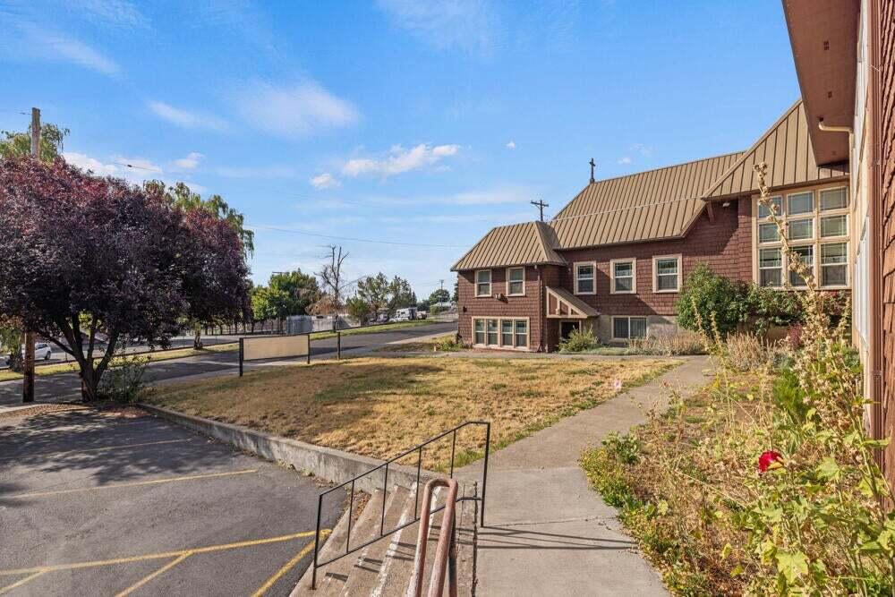 Klamath Falls -Nichols Addition - Commercial Sale