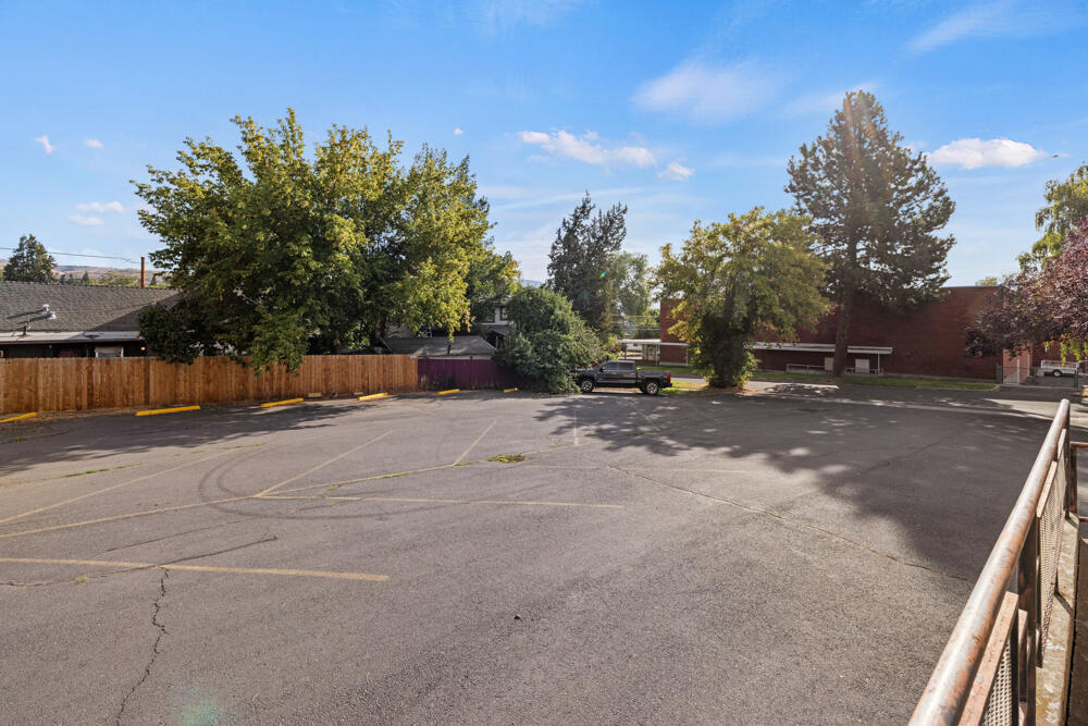 Klamath Falls -Nichols Addition - Commercial Sale
