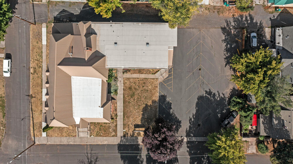 Klamath Falls -Nichols Addition - Commercial Sale