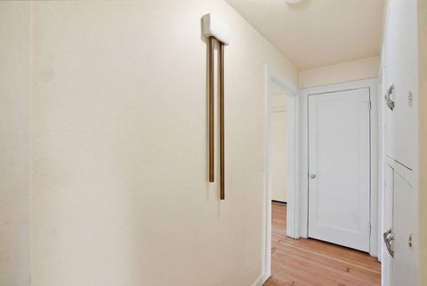 Tiny photo for 513 NE Irving Avenue, Bend, OR 97701 (MLS # 220217427)