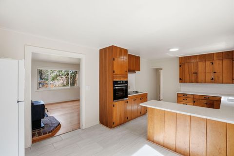 Tiny photo for 513 NE Irving Avenue, Bend, OR 97701 (MLS # 220217427)