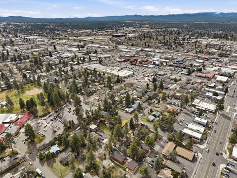 Tiny photo for 513 NE Irving Avenue, Bend, OR 97701 (MLS # 220217427)