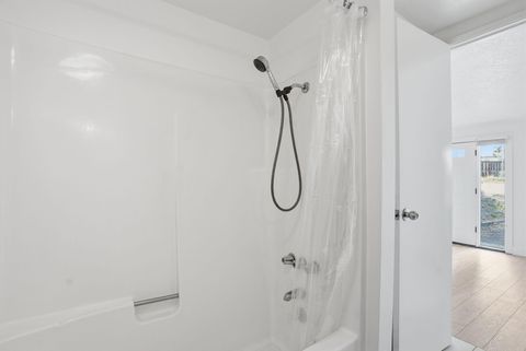 Tiny photo for 513 NE Irving Avenue, Bend, OR 97701 (MLS # 220217427)